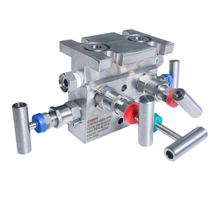 Comfit Direct Mounting 5 Valve Manifold, FNPT x Flange x FNPT, 316 Stainless Steel